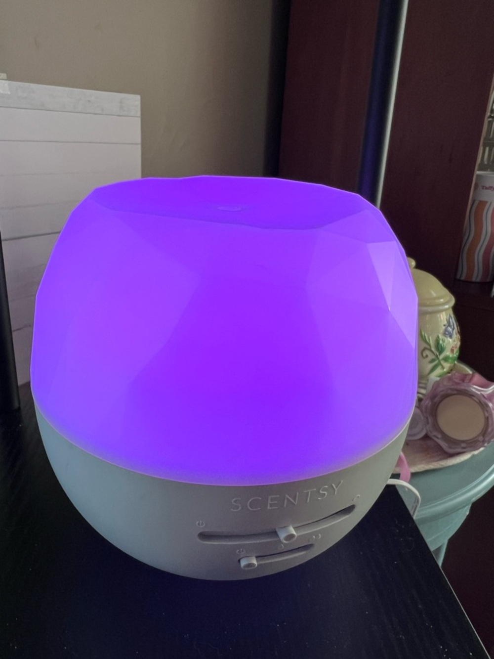 Scentsy Geometric essential oil diffuser